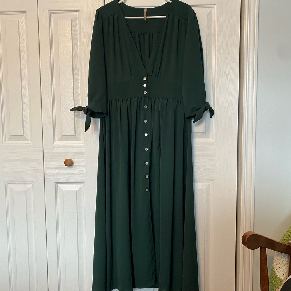 Elegant Forest Green Maxi Dress